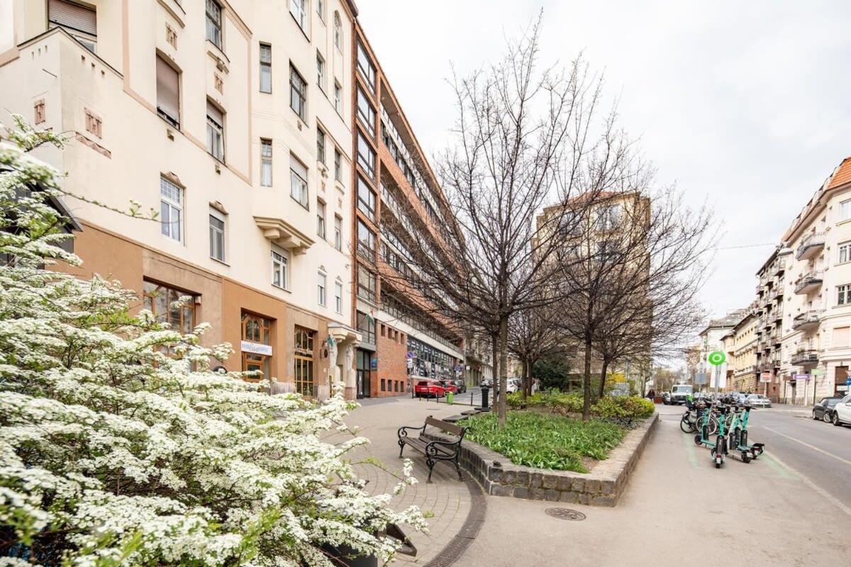 Central - Comfy - Sunny Budapest Exterior foto