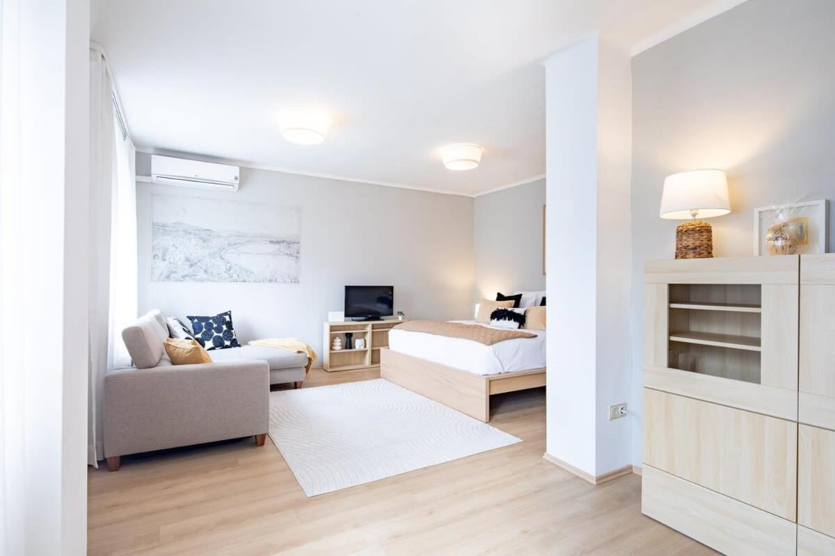 Central - Comfy - Sunny Budapest Exterior foto